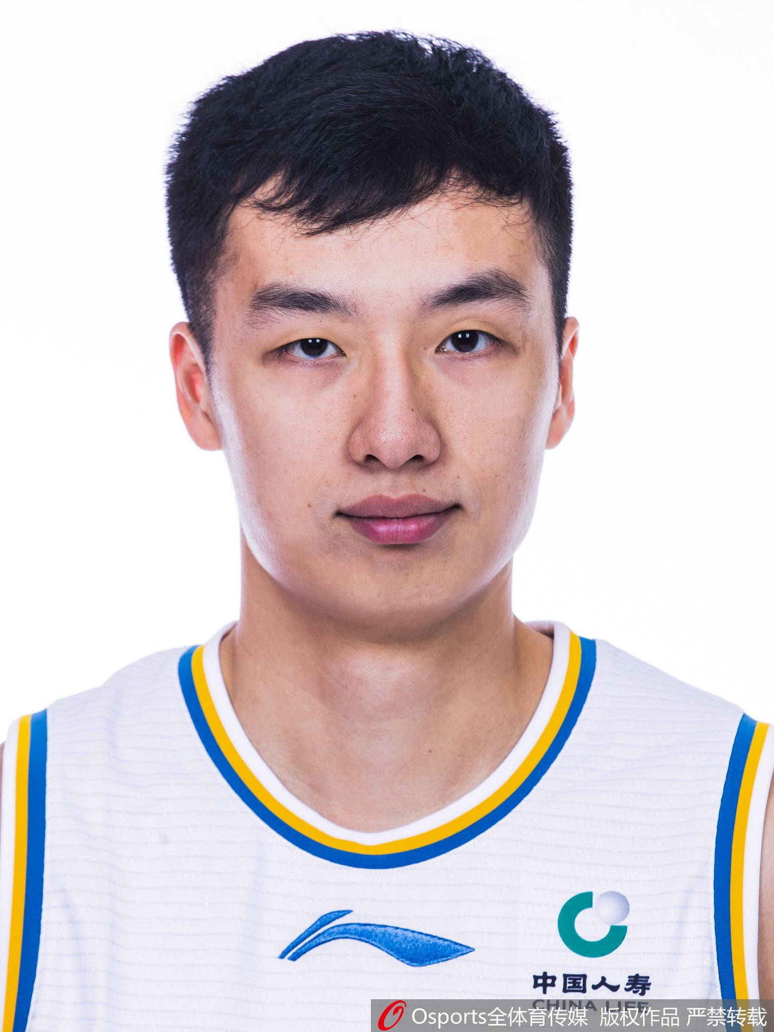 https://img.77zm.cn/img/basketball/player/7c4a77456fd3a4f0580761d9f55b245c.jpg